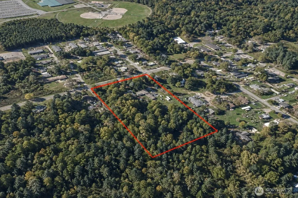 5240 W Werner Road Bremerton, WA 98312