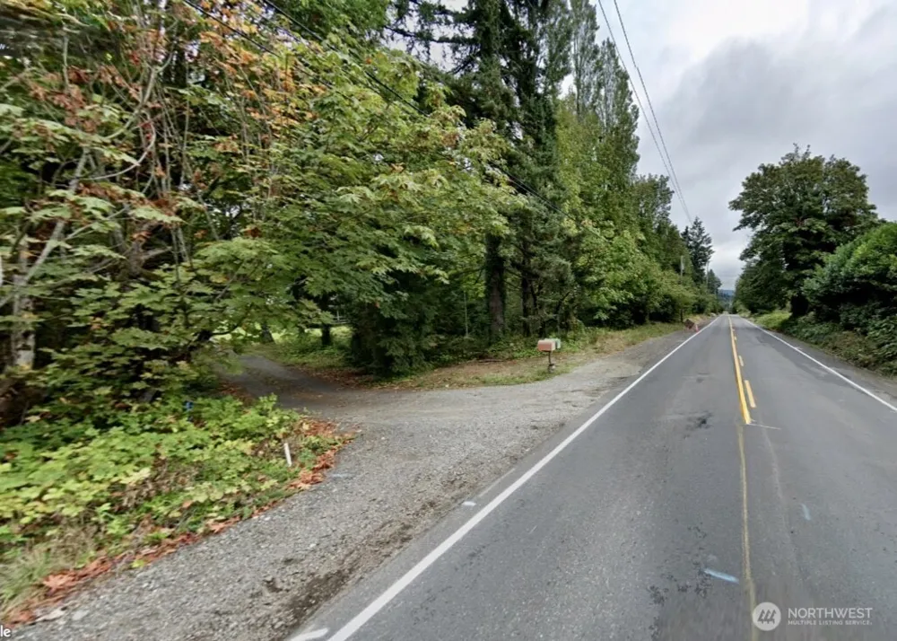 5240 W Werner Road Bremerton, WA 98312