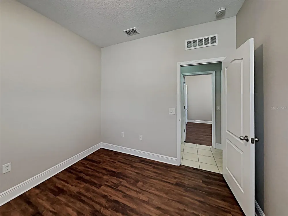 7033 FEATHER WOOD DR Ruskin, FL 33573