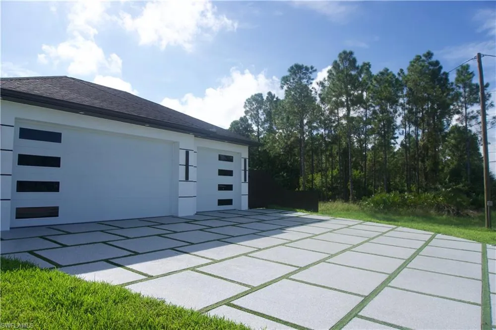 1002 Wagner Avenue Lehigh Acres, FL 33972