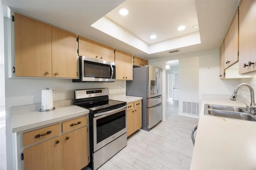 2321 LANCASTER DRIVE Sun City Center, FL 33573