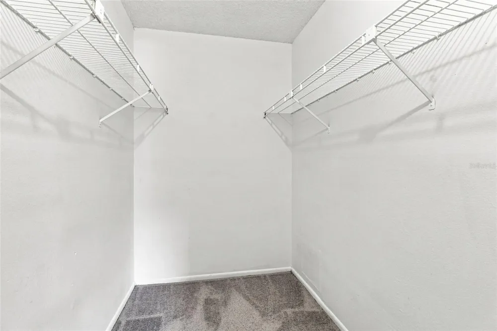 4021 TUMBLE WOOD TRAIL #102 Tampa, FL 33613