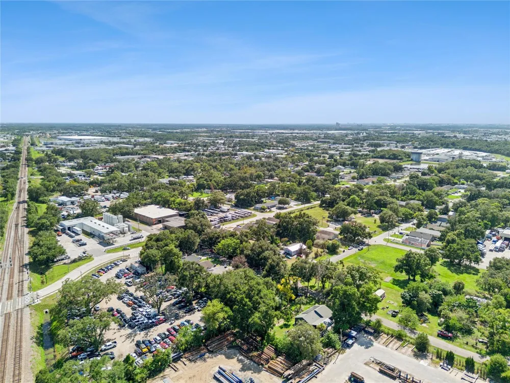 9149 AVENUE A Orlando, FL 32824