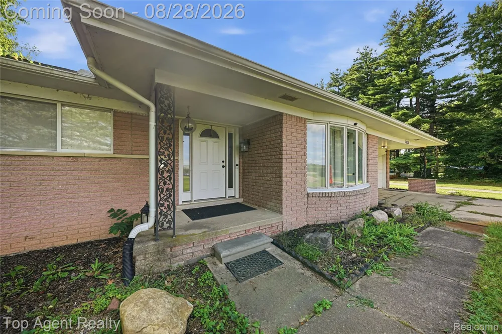 2830 S Van Dyke Road Imlay Township, MI 48444