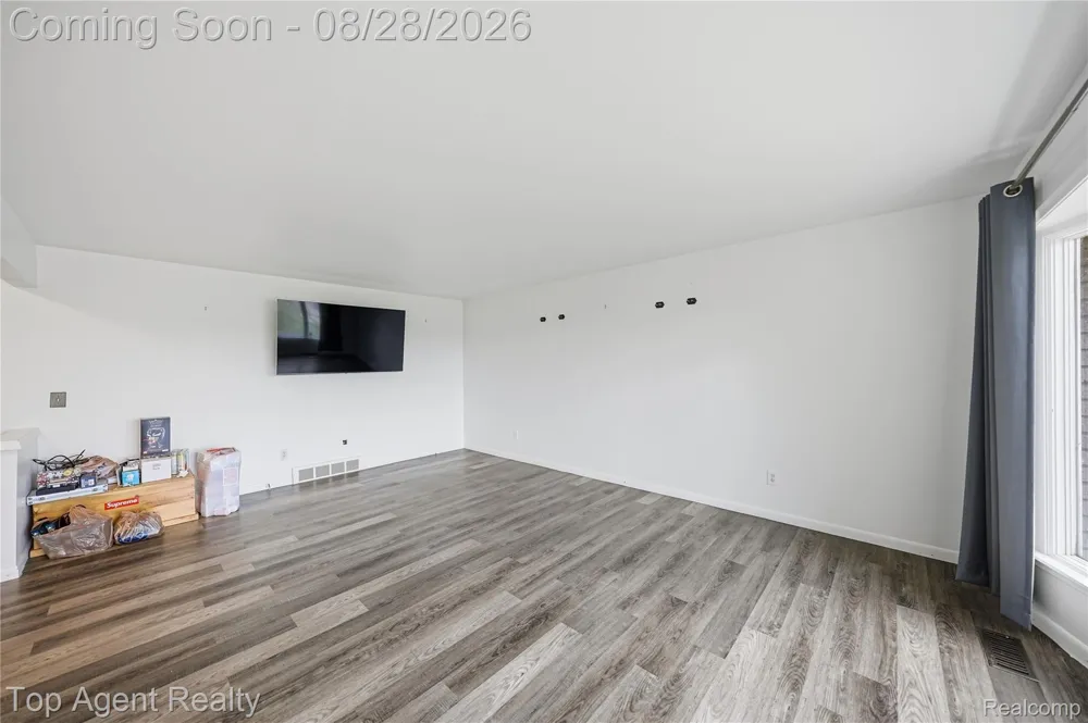 2830 S Van Dyke Road Imlay Township, MI 48444