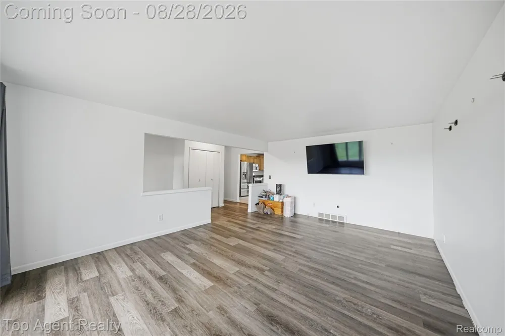 2830 S Van Dyke Road Imlay Township, MI 48444