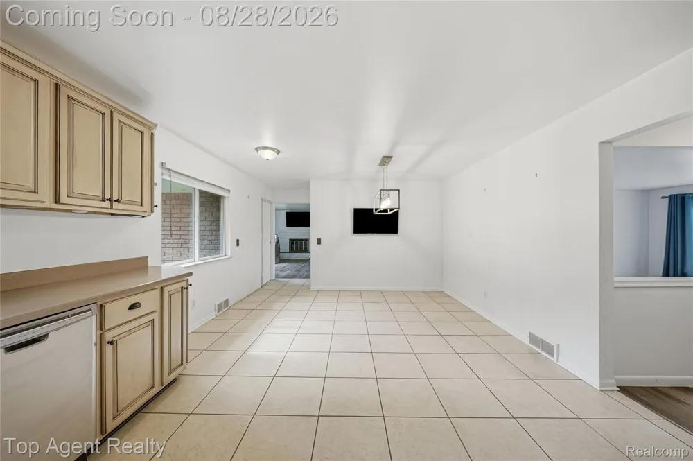 2830 S Van Dyke Road Imlay Township, MI 48444