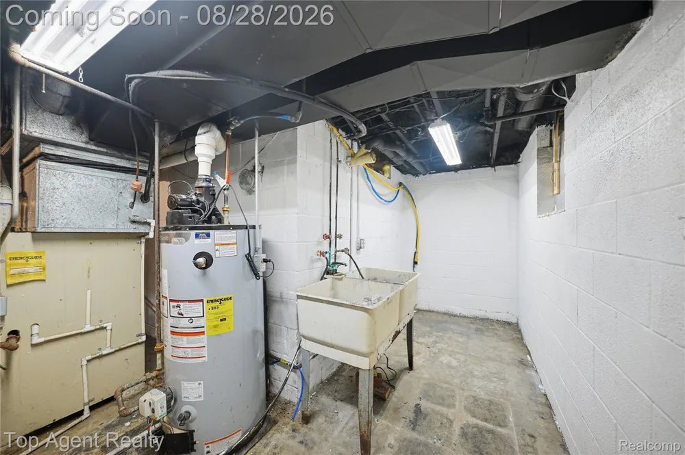 2830 S Van Dyke Road Imlay Township, MI 48444