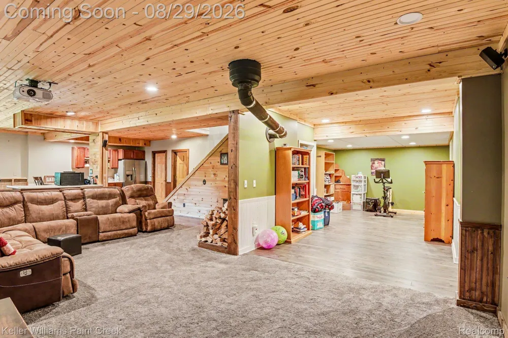 5263 Diehl Road Hadley Township, MI 48455