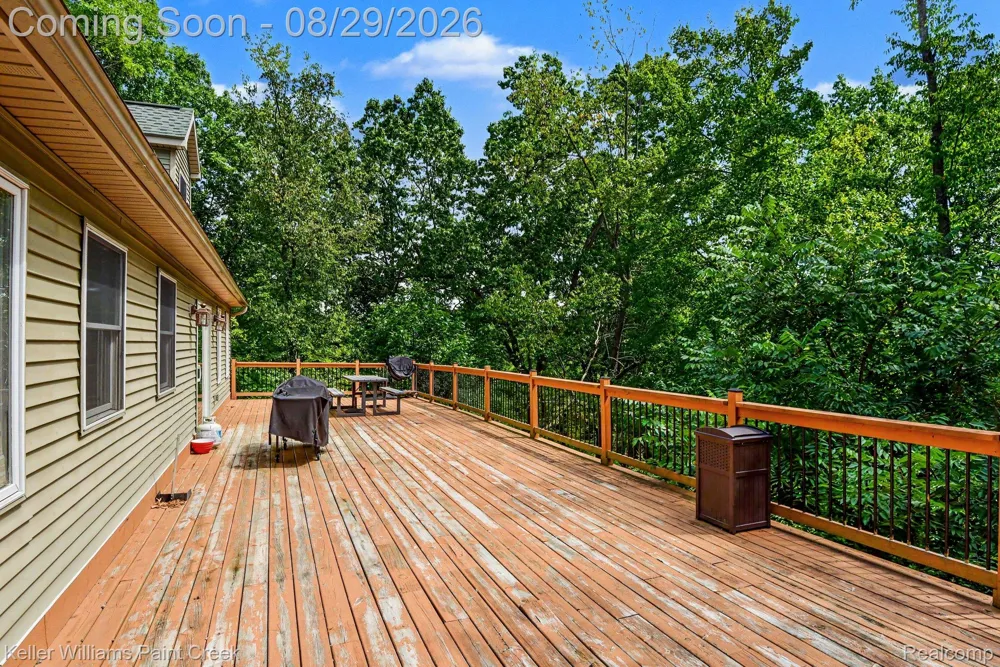 5263 Diehl Road Hadley Township, MI 48455