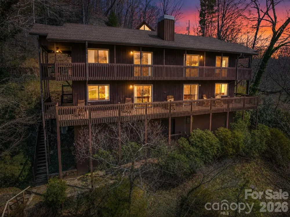 182 Allison Drive Maggie Valley, NC 28751