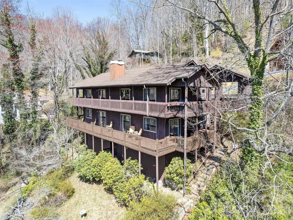 182 Allison Drive Maggie Valley, NC 28751