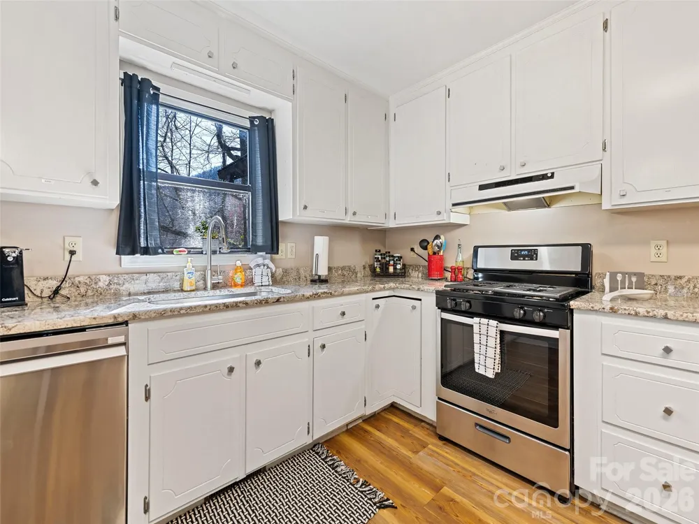 182 Allison Drive Maggie Valley, NC 28751