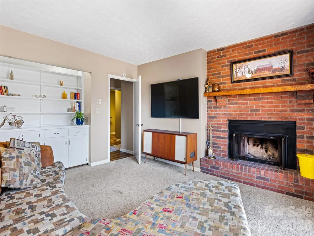 182 Allison Drive Maggie Valley, NC 28751