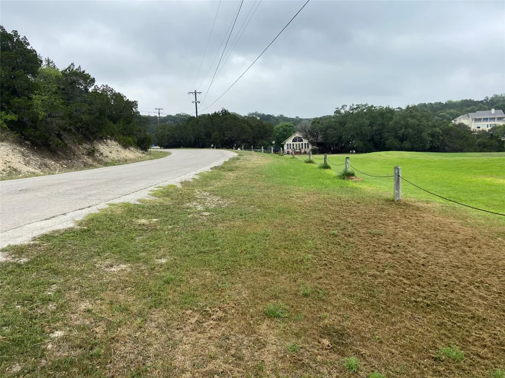 5615 Clubhouse Drive Lago Vista, TX 78645