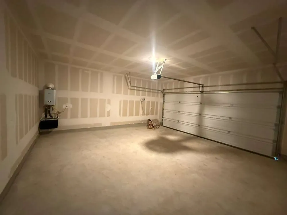 124 Brabham Loop Hutto, TX 78634