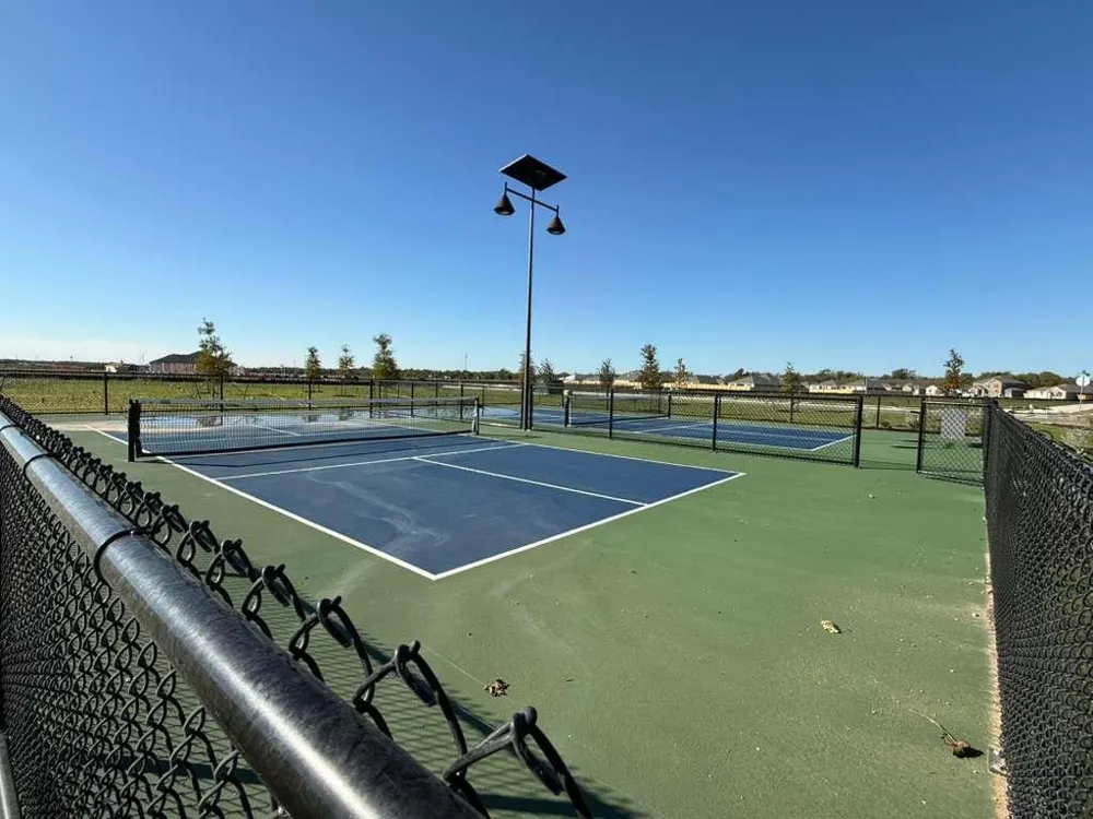 124 Brabham Loop Hutto, TX 78634