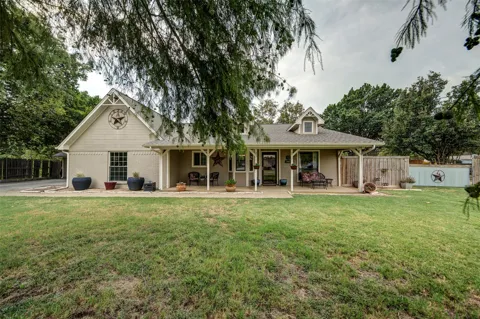 3805 Berry Hill Court