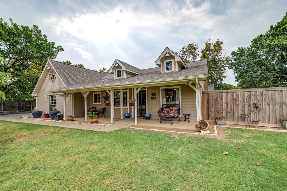 3805 Berry Hill Court Double Oak, TX 75028