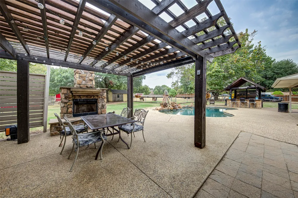 3805 Berry Hill Court Double Oak, TX 75028