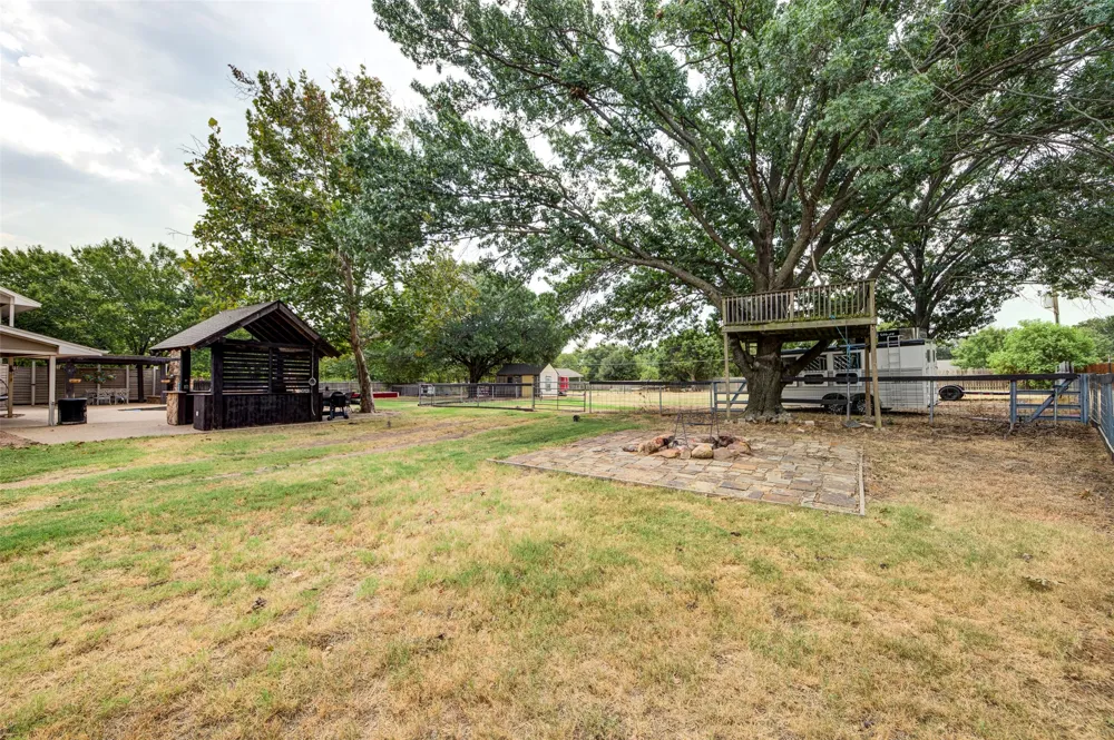 3805 Berry Hill Court Double Oak, TX 75028