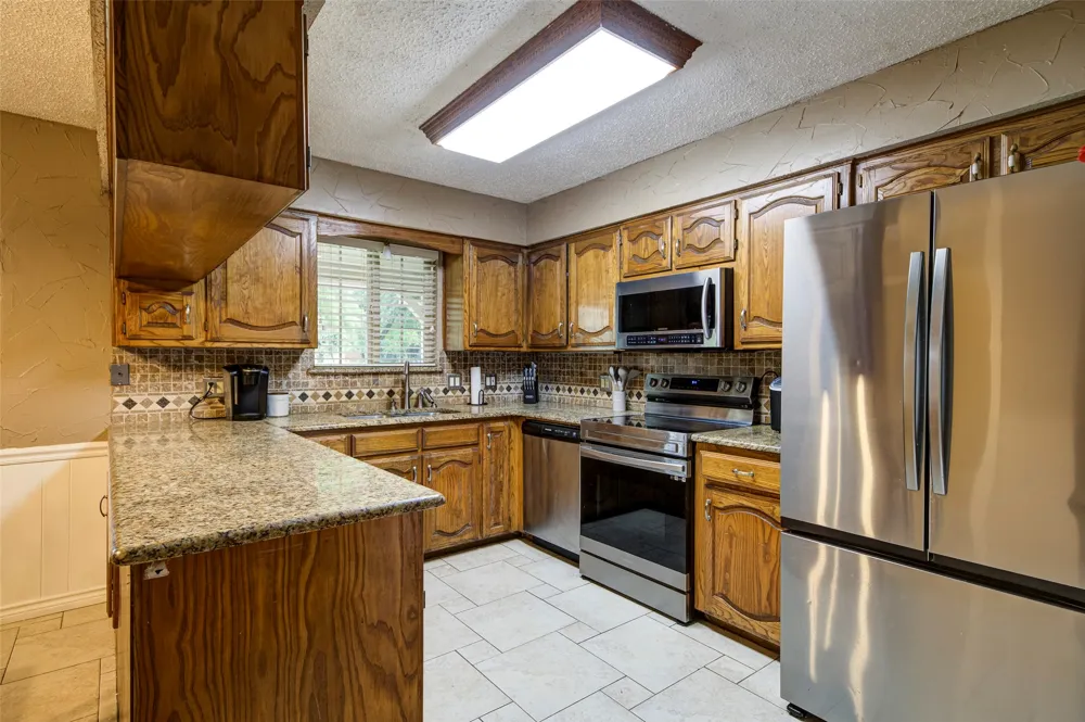 3805 Berry Hill Court Double Oak, TX 75028
