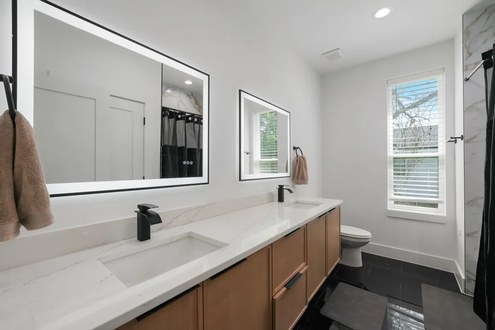 1908 Duluth Street Dallas, TX 75212