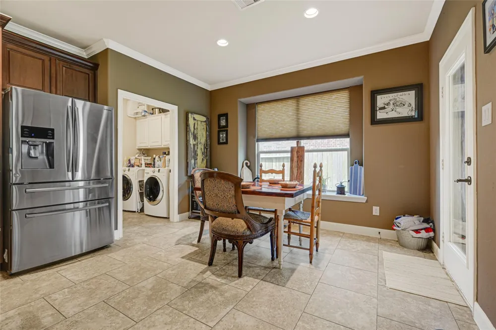 902 Cactus Ridge Court Friendswood, TX 77546