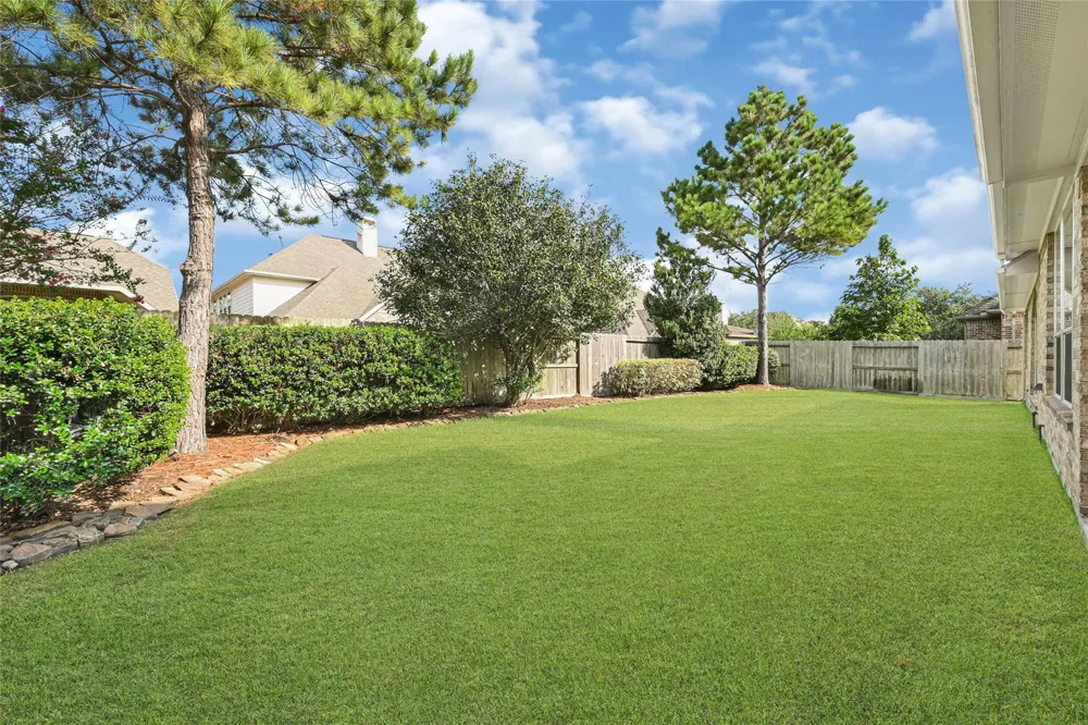 902 Cactus Ridge Court Friendswood, TX 77546