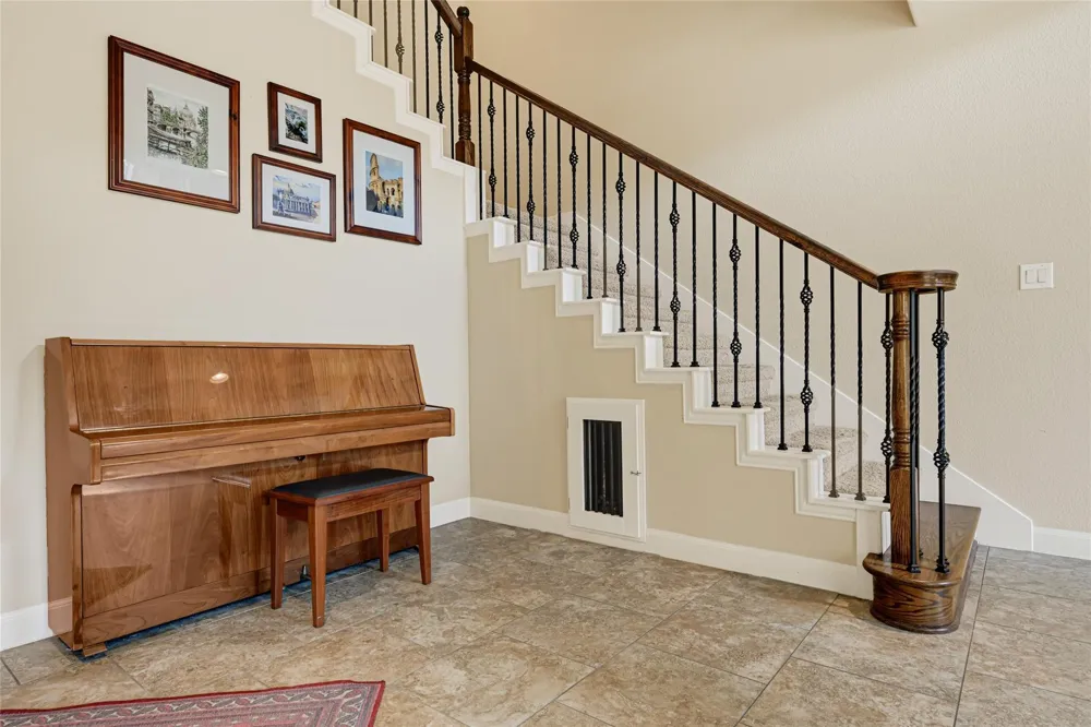 902 Cactus Ridge Court Friendswood, TX 77546