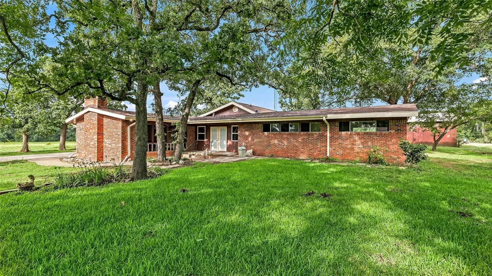 16121 Fm 2620 Road Bedias, TX 77831