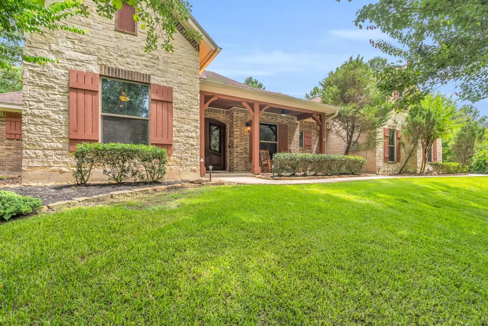 26123 E Crown Crossing Drive Montgomery, TX 77316