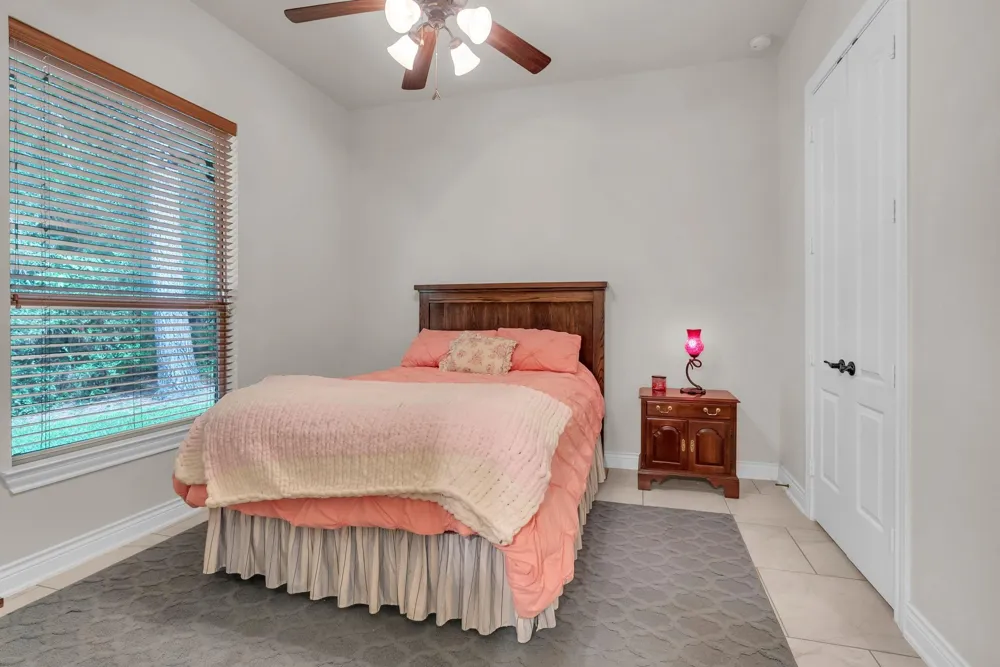 26123 E Crown Crossing Drive Montgomery, TX 77316