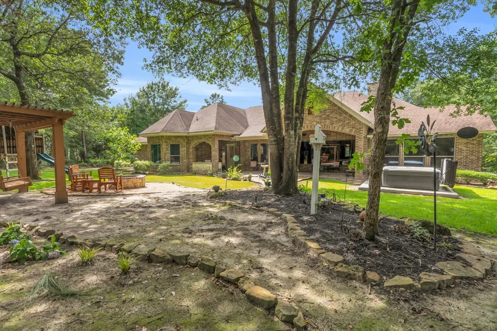 26123 E Crown Crossing Drive Montgomery, TX 77316