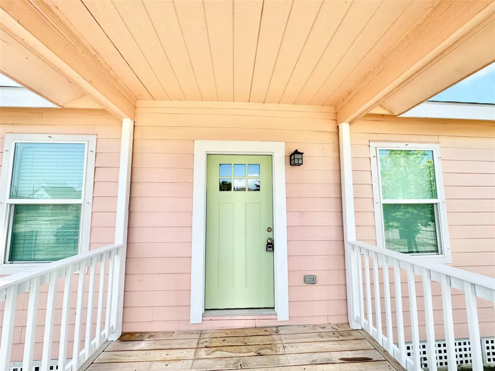 5127 Avenue L #A Galveston, TX 77551
