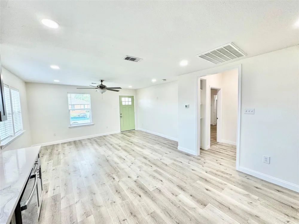 5127 Avenue L #A Galveston, TX 77551