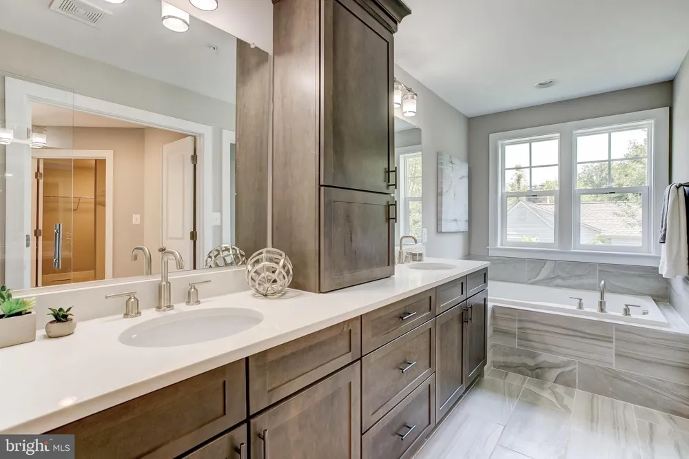 21045 YORK ROAD Parkton, MD 21120