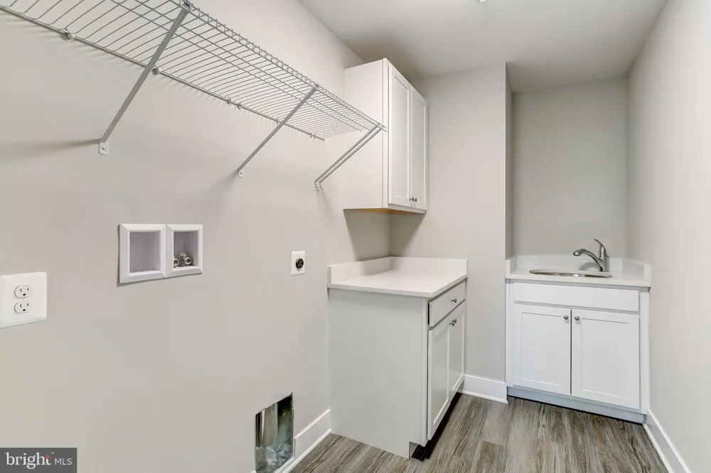 21045 YORK ROAD Parkton, MD 21120