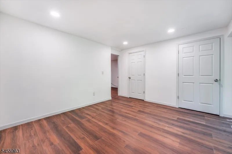 627 Old Dover Rd Parsippany-Troy Hills, NJ 07950