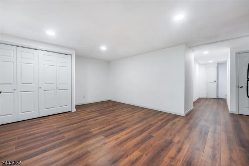 627 Old Dover Rd Parsippany-Troy Hills, NJ 07950