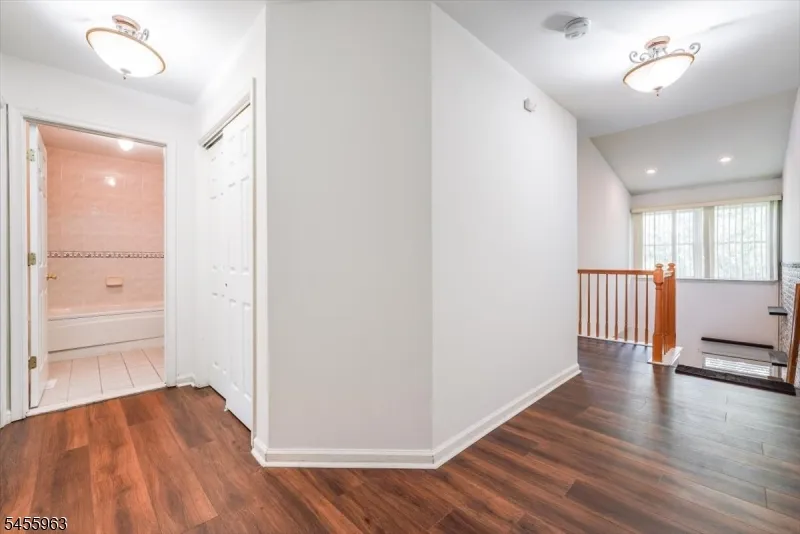 627 Old Dover Rd Parsippany-Troy Hills, NJ 07950