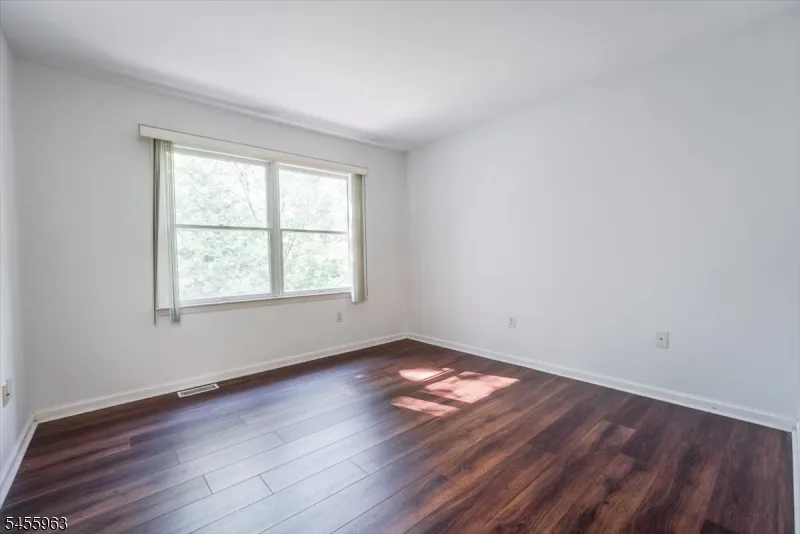 627 Old Dover Rd Parsippany-Troy Hills, NJ 07950