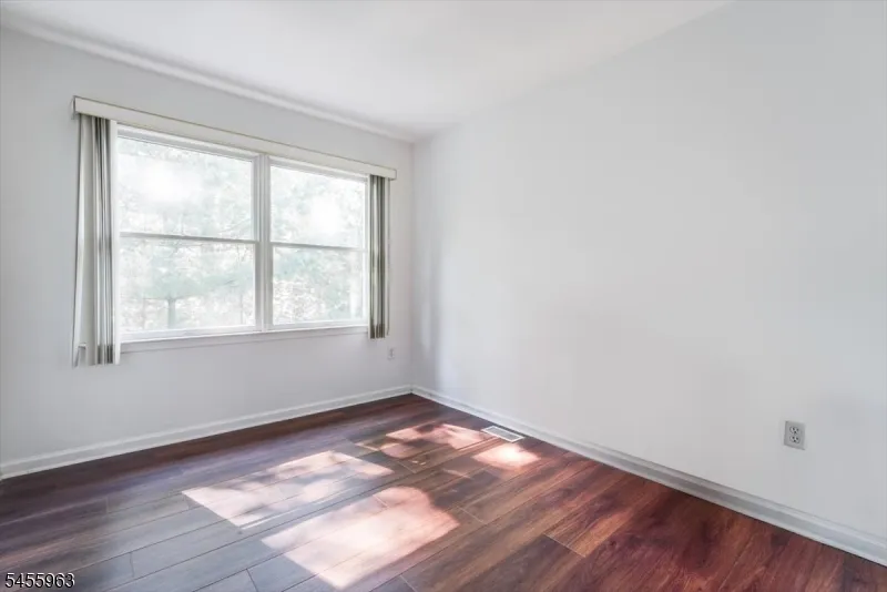 627 Old Dover Rd Parsippany-Troy Hills, NJ 07950