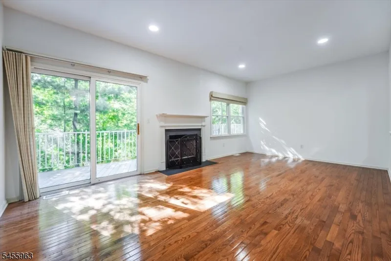 627 Old Dover Rd Parsippany-Troy Hills, NJ 07950