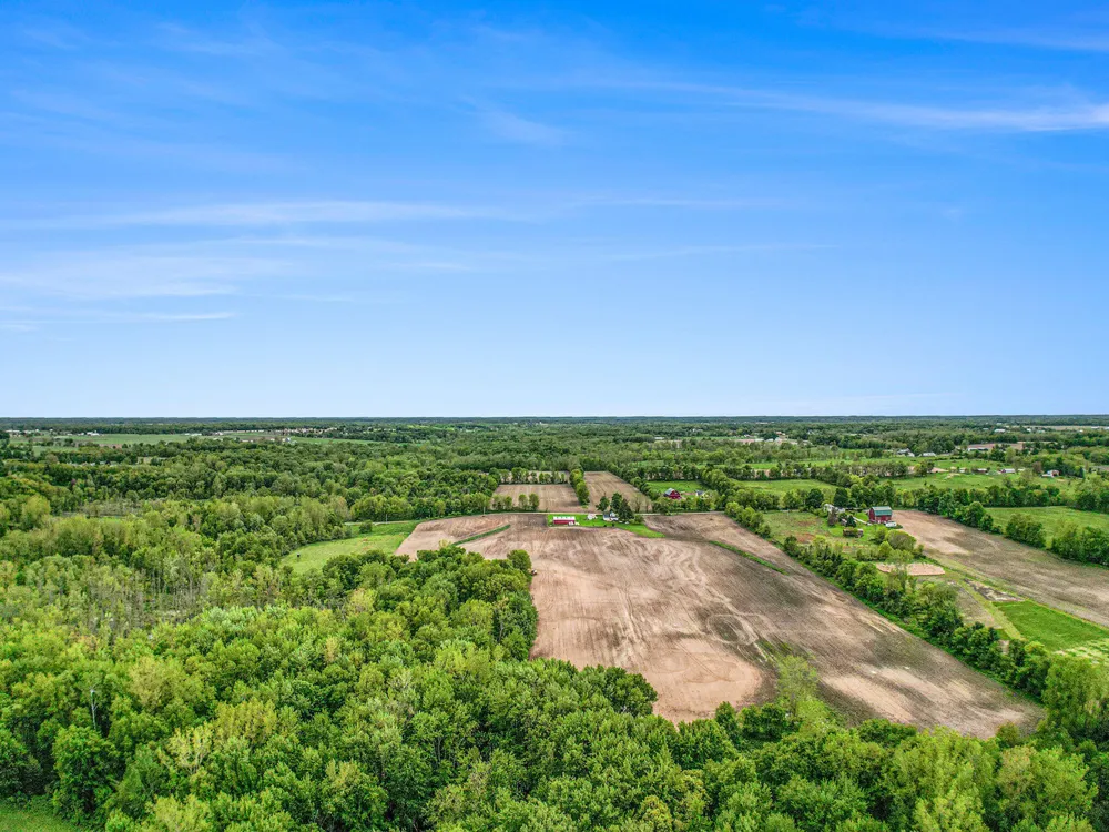 6420 Lamie Highway Vermontville, MI 49096