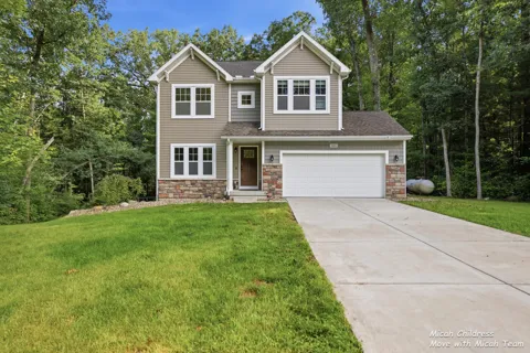 3813 Ryan Woods Circle