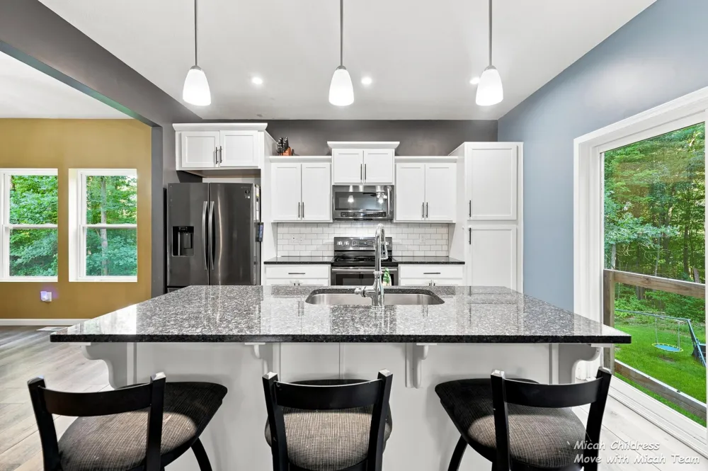 3813 Ryan Woods Circle Allegan, MI 49010