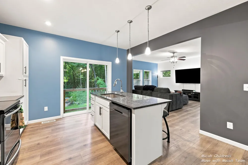 3813 Ryan Woods Circle Allegan, MI 49010