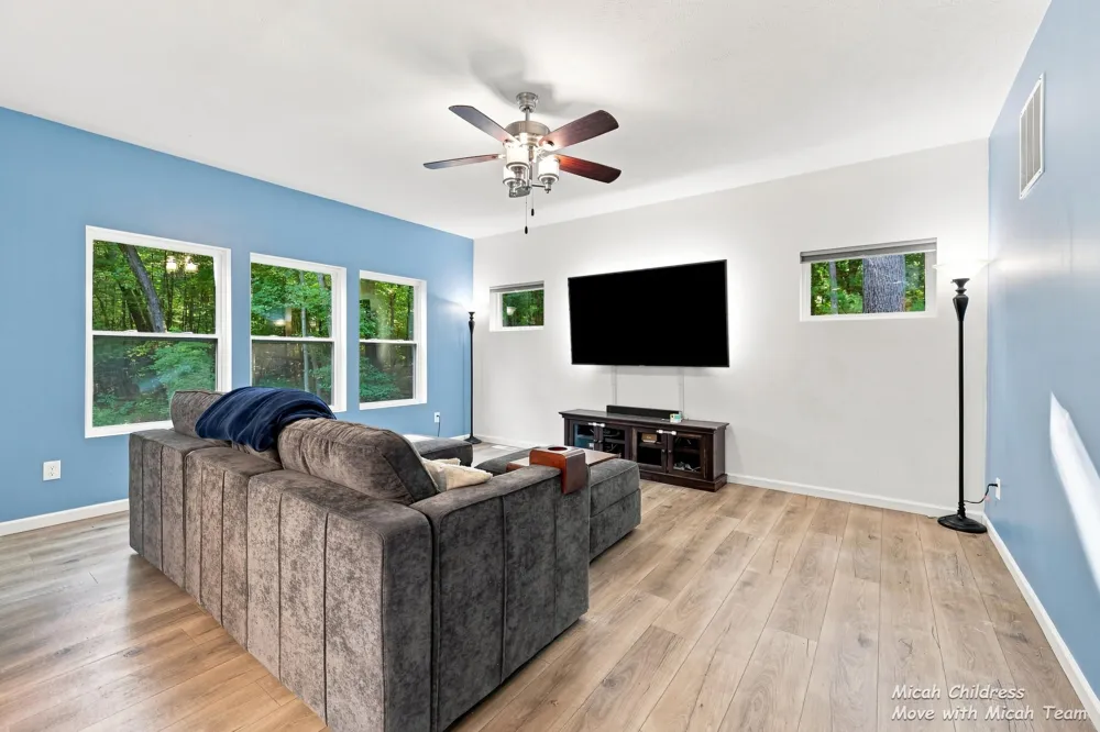 3813 Ryan Woods Circle Allegan, MI 49010