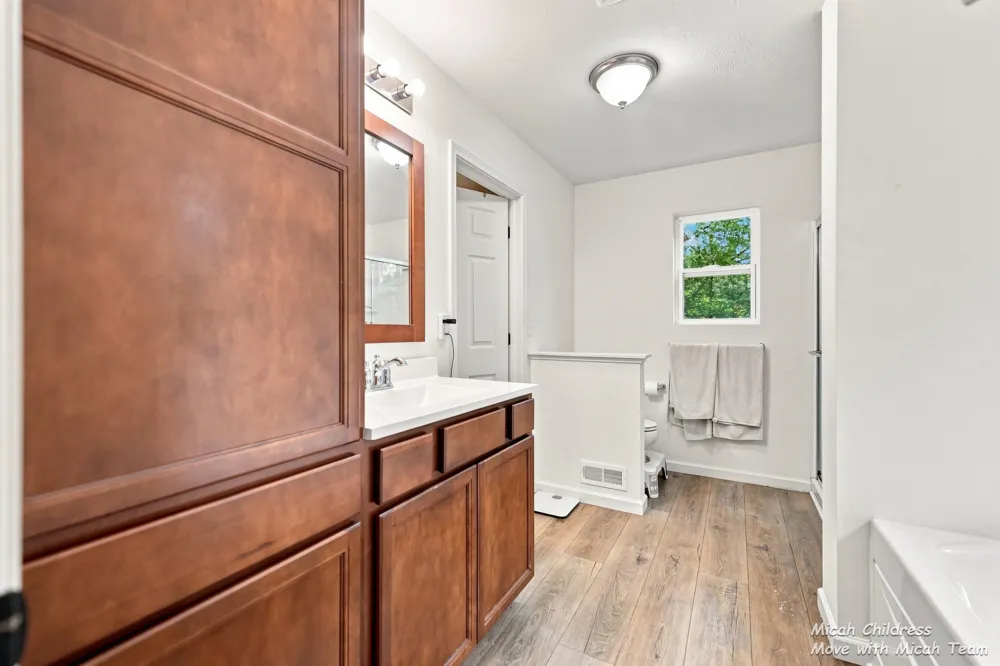 3813 Ryan Woods Circle Allegan, MI 49010